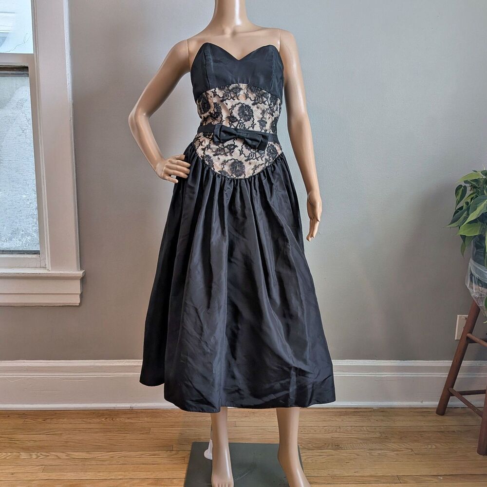 Vintage 90s Gunne Sax by JM Strapless Black Lace Gown Midi Whimsygoth Size 9